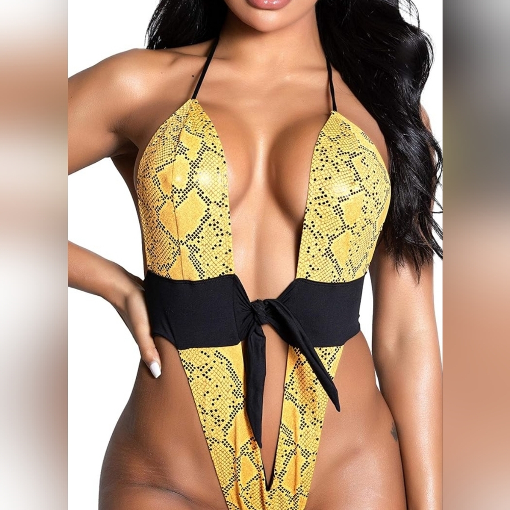 Super Sexy Snake Print Swimsuit